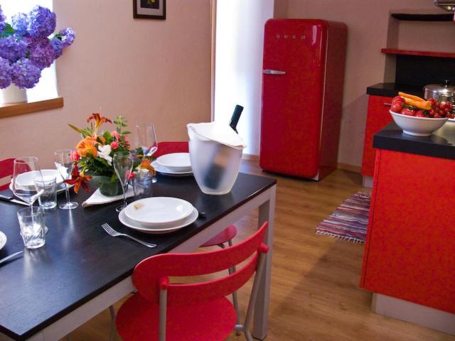 Appartamenti Vacanze E Camere Roccetta Fiorita Pettenasco Luaran gambar
