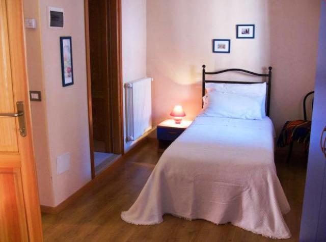 Appartamenti Vacanze E Camere Roccetta Fiorita Pettenasco Luaran gambar